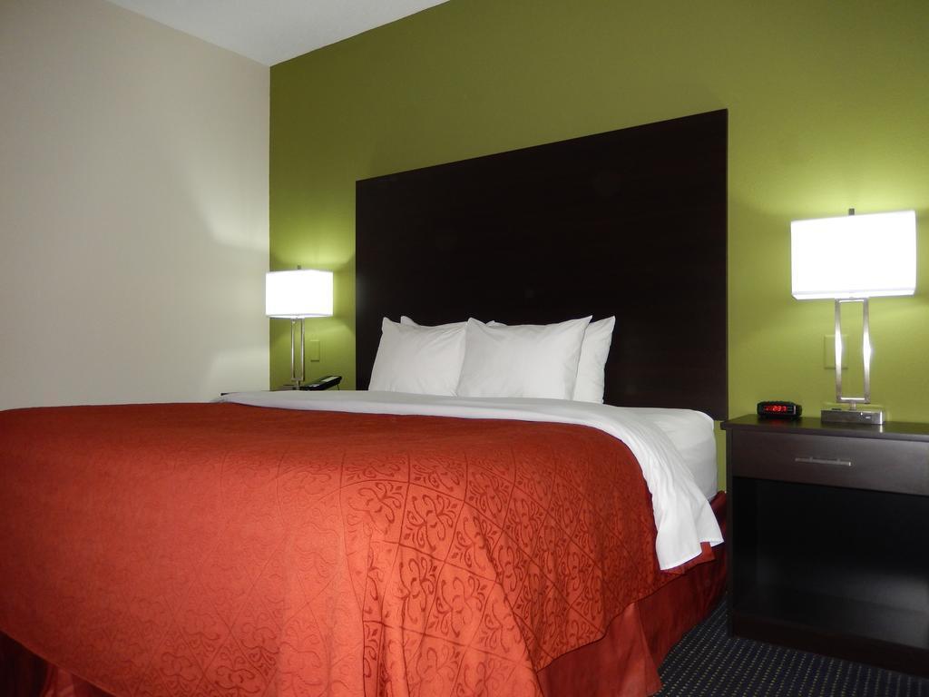 Quality Inn & Suites Anderson I-69 Exteriér fotografie