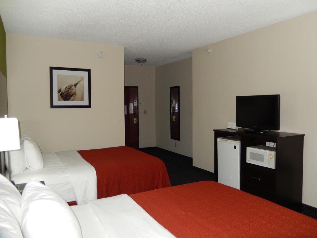 Quality Inn & Suites Anderson I-69 Exteriér fotografie