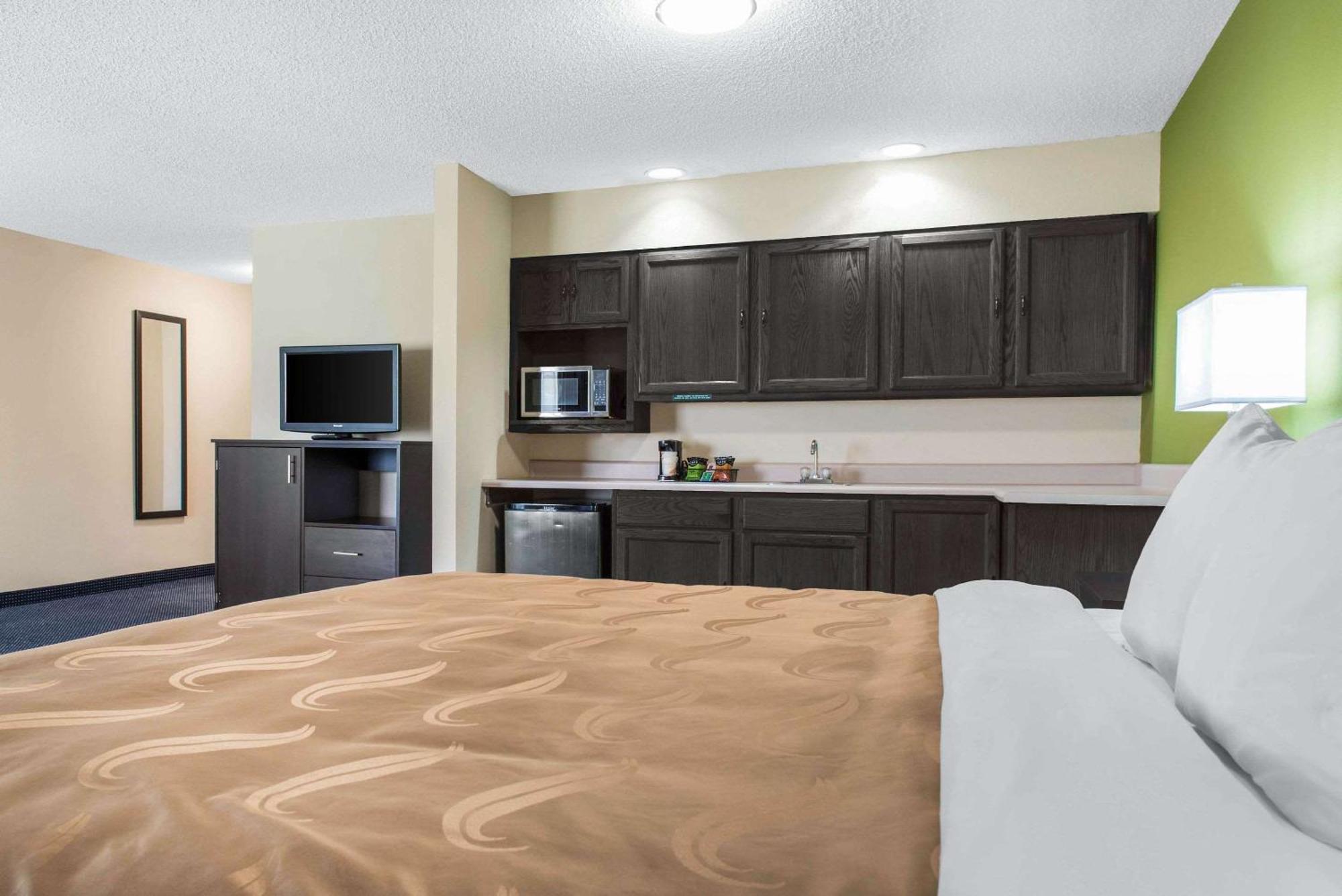 Quality Inn & Suites Anderson I-69 Exteriér fotografie