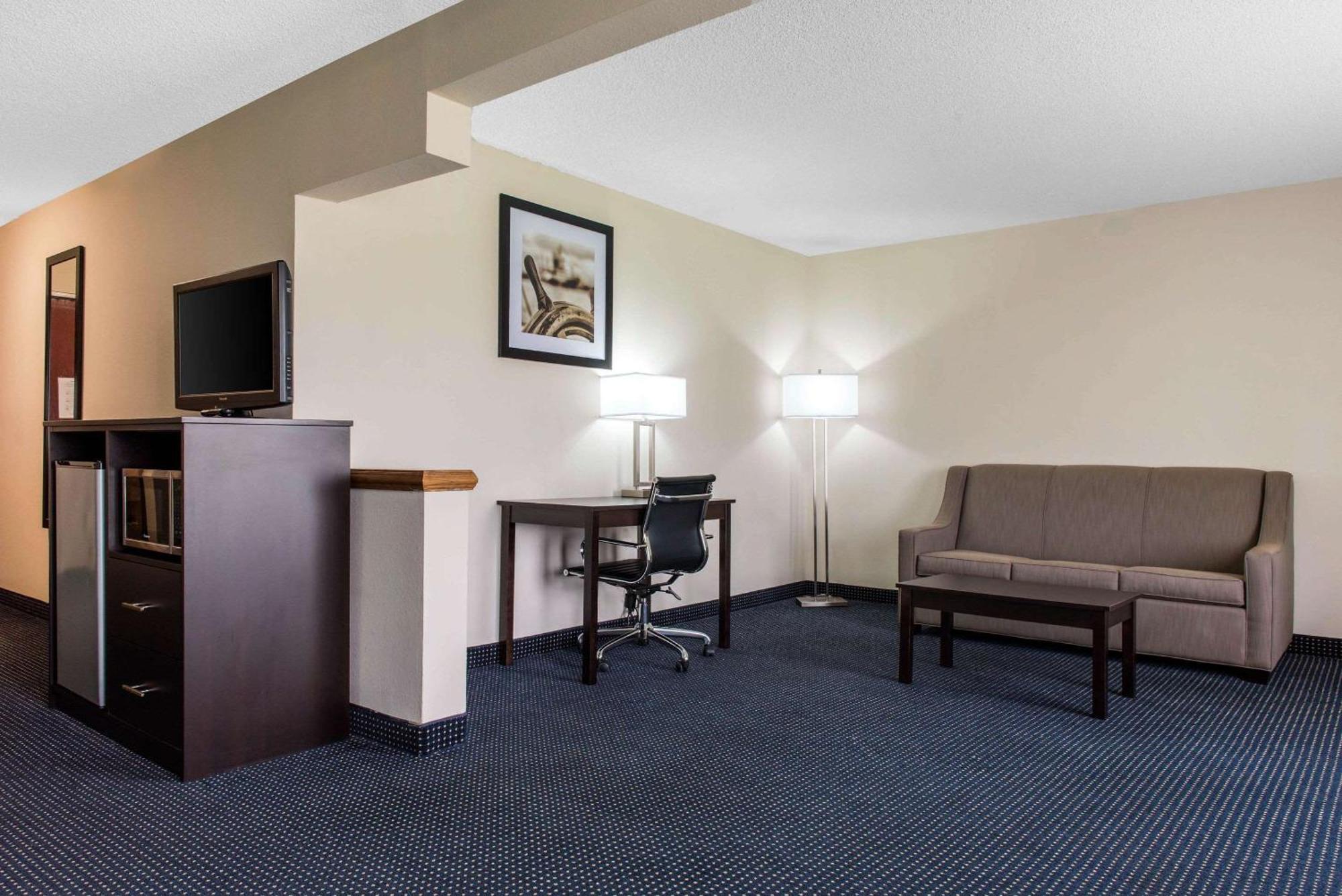 Quality Inn & Suites Anderson I-69 Exteriér fotografie