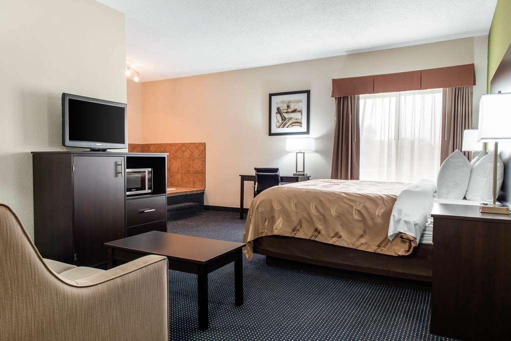 Quality Inn & Suites Anderson I-69 Pokoj fotografie