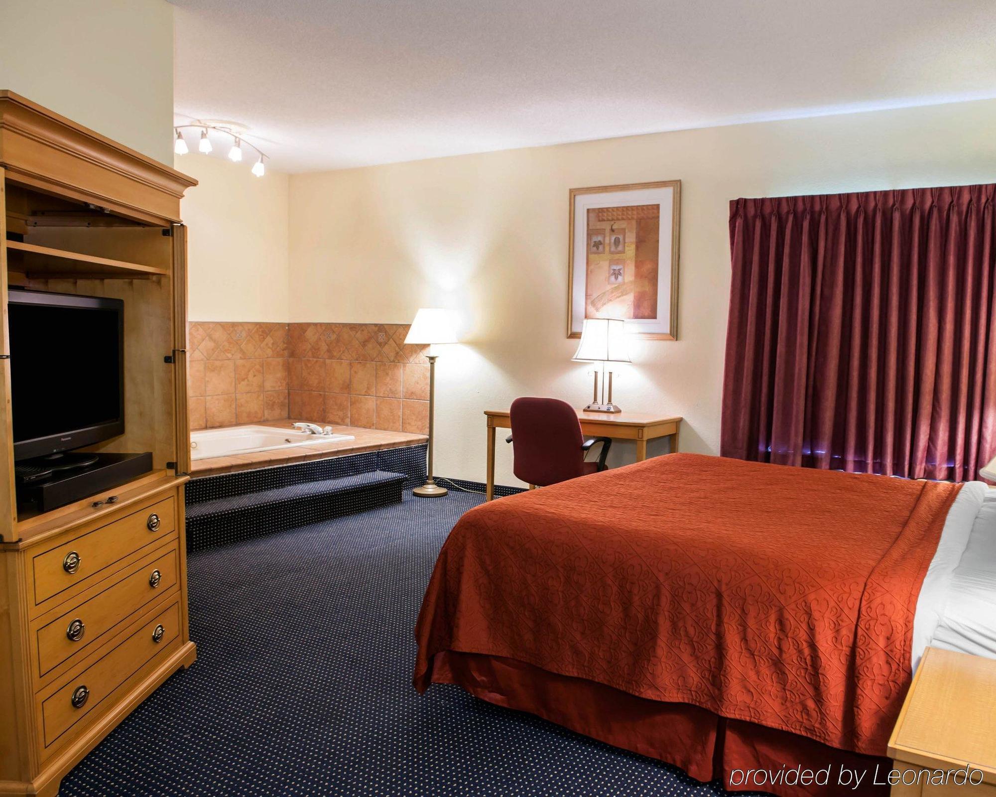 Quality Inn & Suites Anderson I-69 Exteriér fotografie